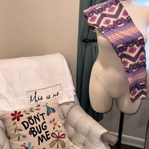 LuLaRoe One Size Printed Legging• Excellent Preloved Condition
